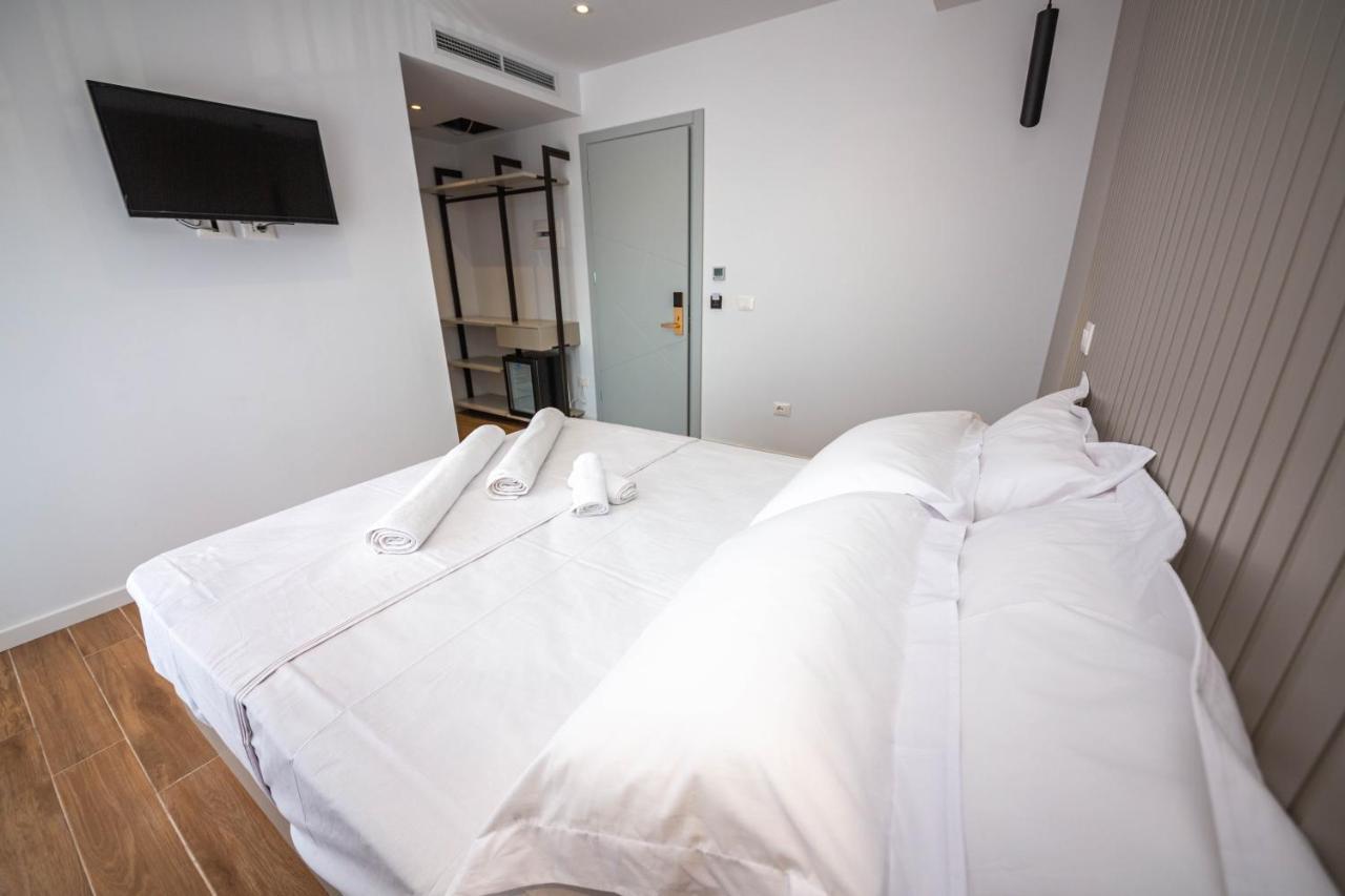 Hesperus Hotel Vlore Ngoại thất bức ảnh