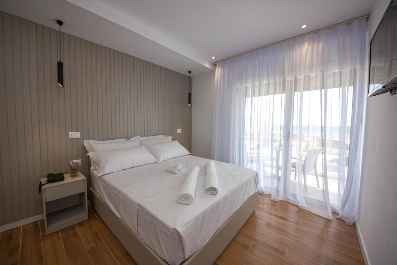Hesperus Hotel Vlore Ngoại thất bức ảnh
