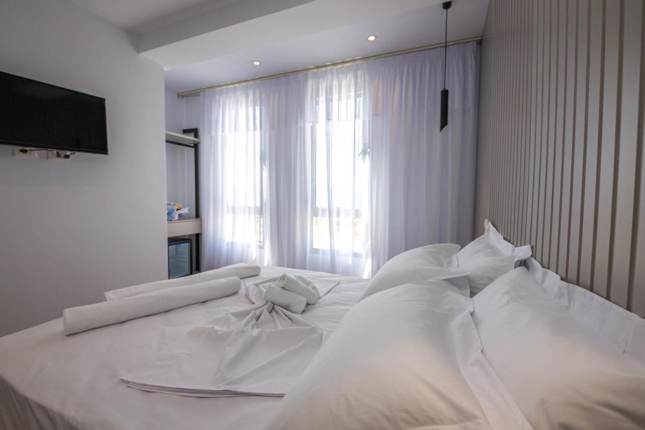 Hesperus Hotel Vlore Ngoại thất bức ảnh