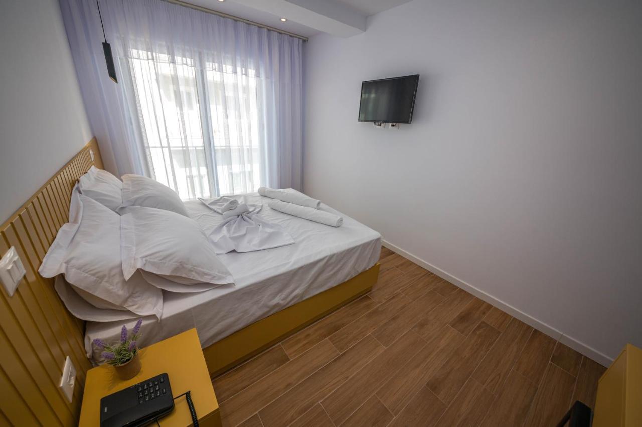 Hesperus Hotel Vlore Ngoại thất bức ảnh