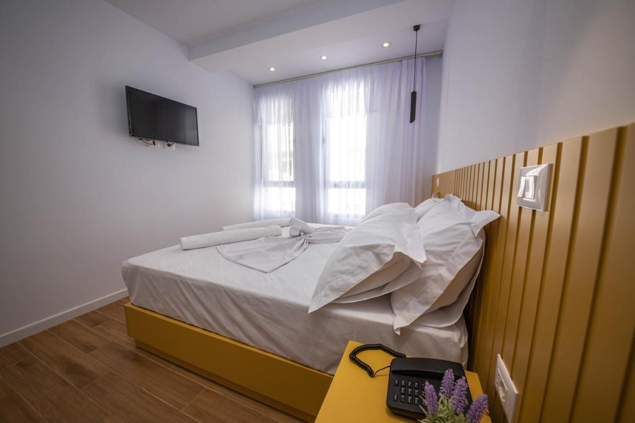 Hesperus Hotel Vlore Ngoại thất bức ảnh