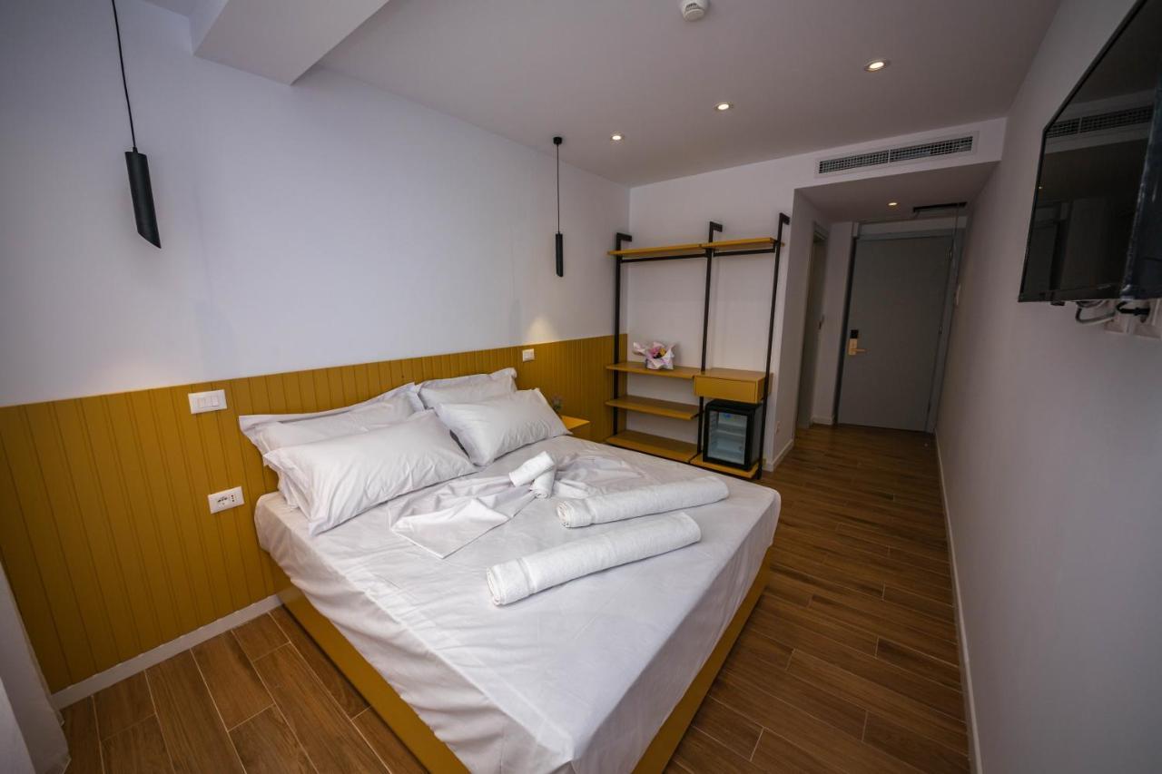 Hesperus Hotel Vlore Ngoại thất bức ảnh